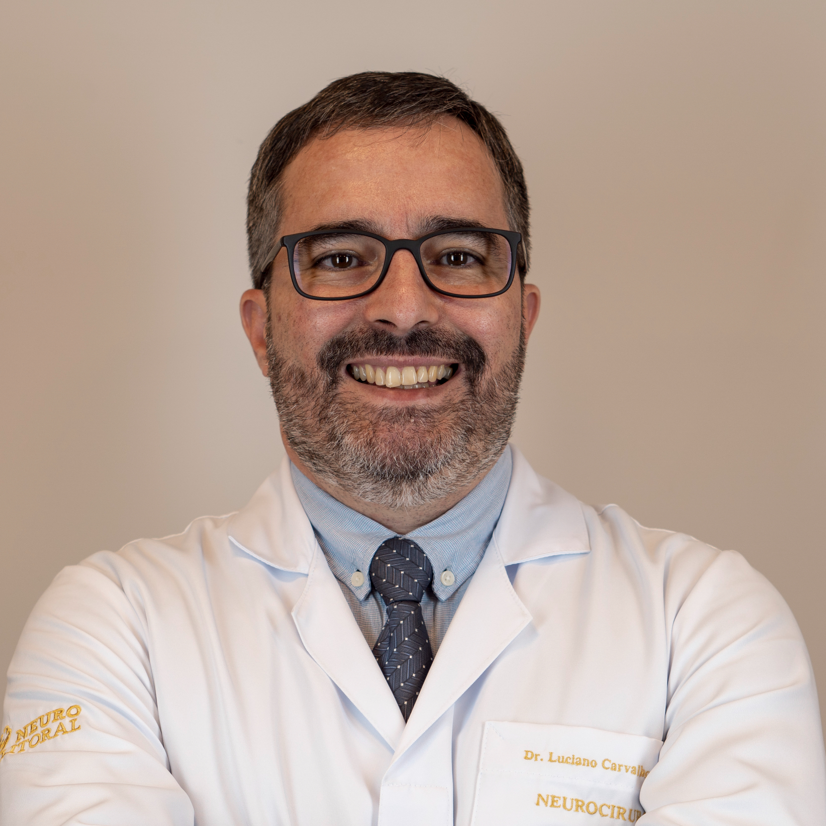 Dr. Luciano C_edited.jpg