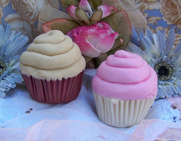 Thumbnail: Party Cupcake Swirl Soap Mold