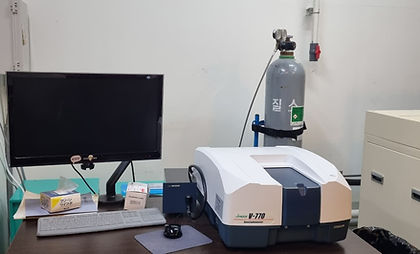UV-Visible NIR Spectrophotometer.jpeg