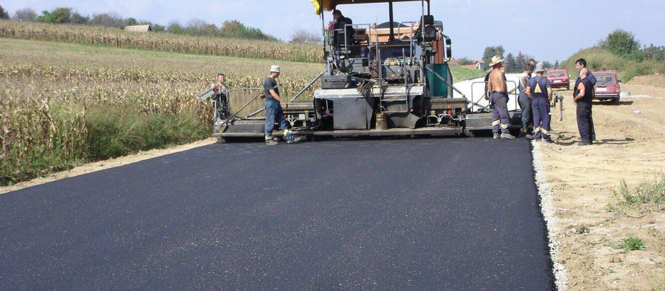 Selecting the Right Paving Professional for Your Task