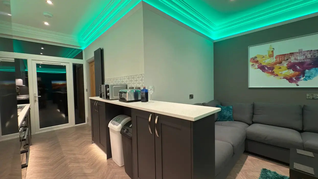 Luxury kitchen space in Loughborough student accommodation.