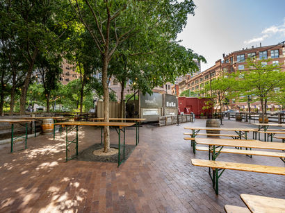 Outdoor hospitality construction for Trillium Garden on the Greenway, Boston, MA.