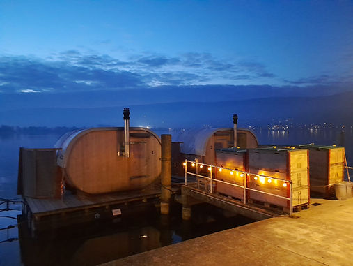 Saunafloss-Erlach in Adventsstimmung - Foto by Timbers Holz Boot und Flossbau GmbH.jpeg