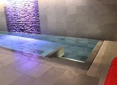 Custom Swimming Pool Design