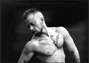 Groundbreaking trans photographer passes away.