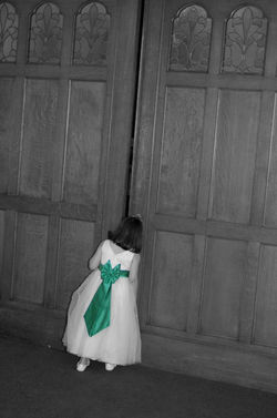flower girl peek