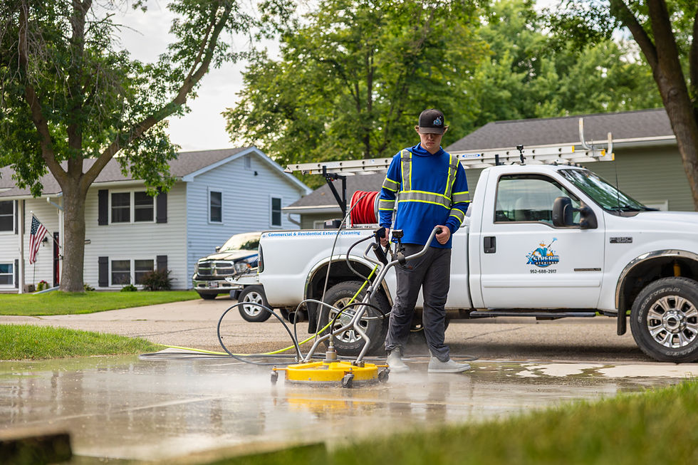 Professional Pressure Washing & Soft Washing Services in Minnesota