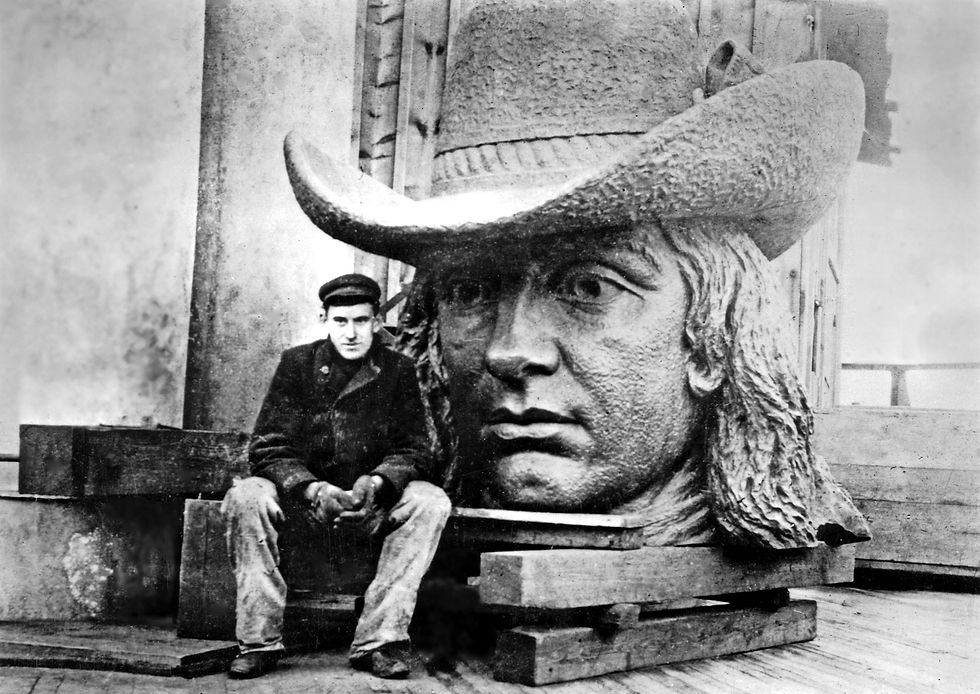 Taking a break at City Hall next to William Penn's Head circa 1894.Img.#100521.