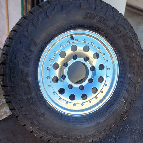 Truck polished wheels