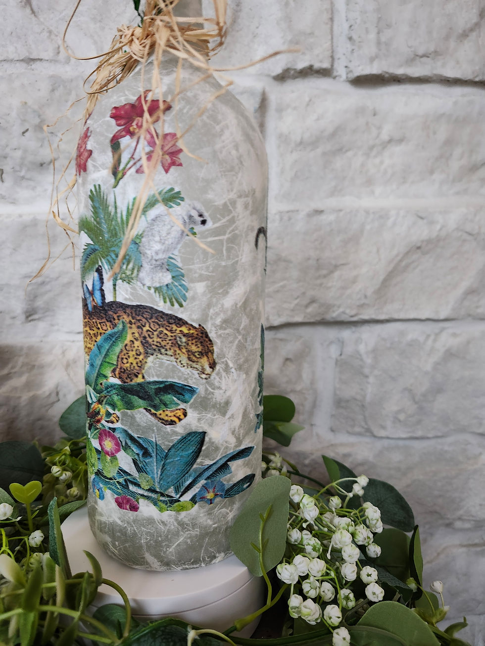 Thumbnail: Lighted Decorative Seasonal Spring/Summer Bottle 'Jungle Love'