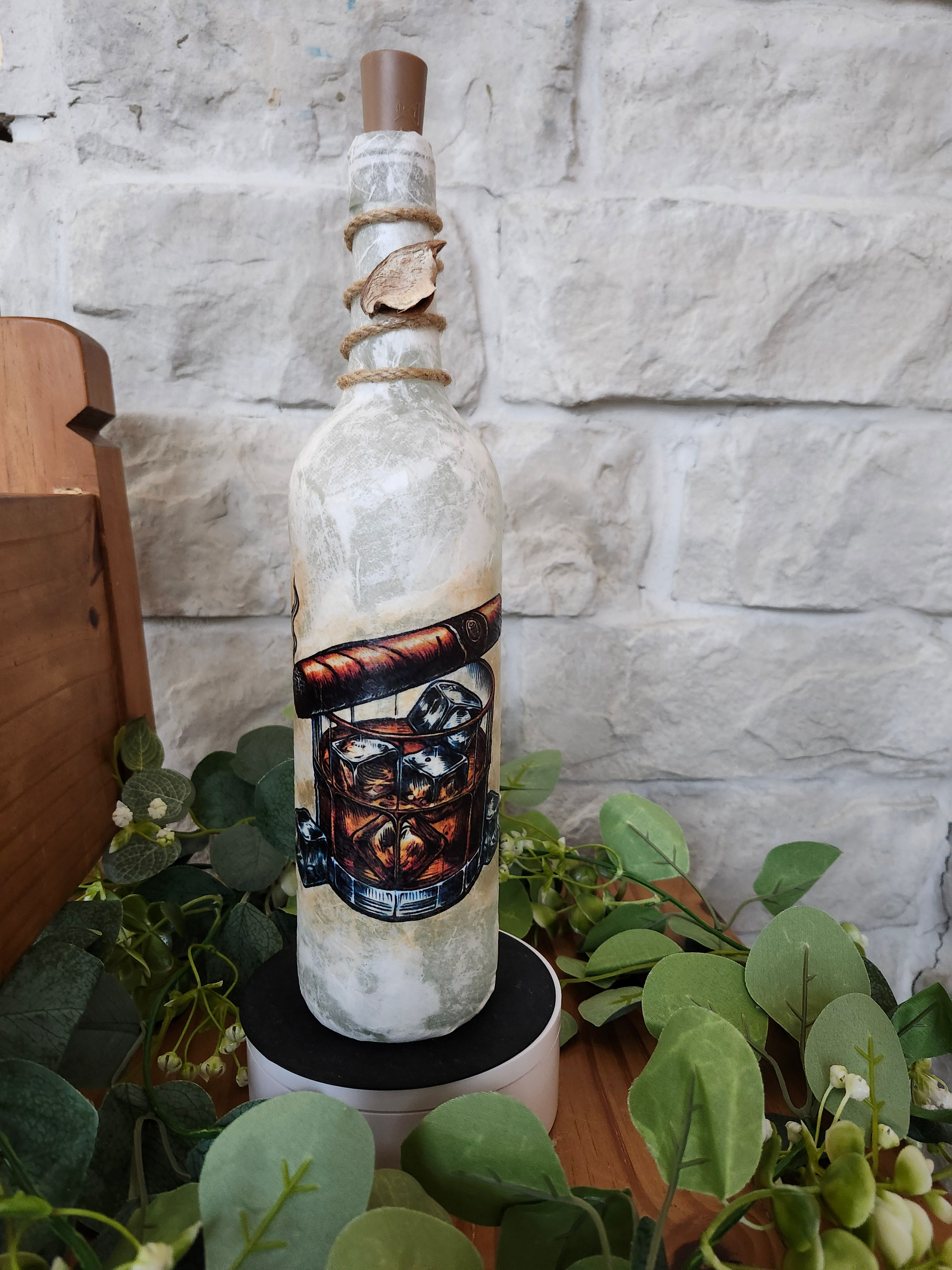 Decorative Lighted 750ml Bottle 'Whiskey&Golf'