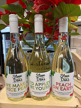 picture of steve and dan's juice at farmers' leaf