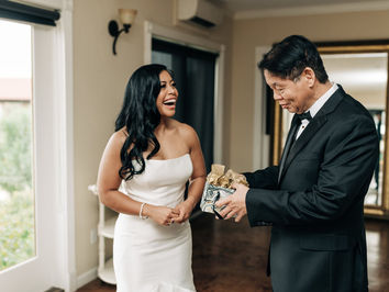 Gift Ideas for Parents of the Bride & Groom | Austin, TX Wedding Planners