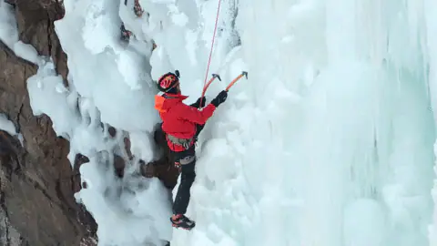 ice climbing.webp