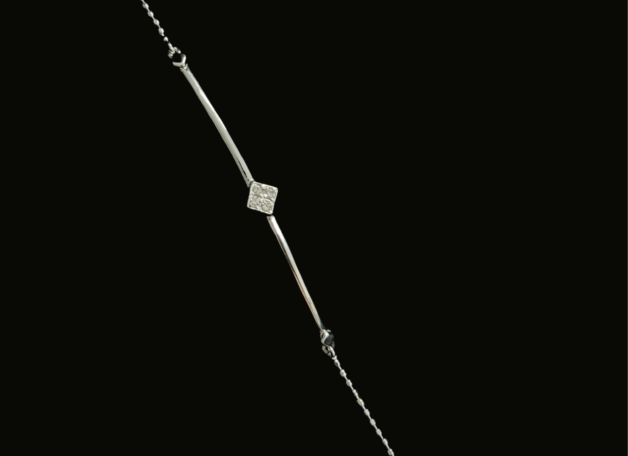 CYXZZ18 - DIAMOND BRACELET