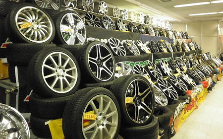 新品ホイール エーワン 久留米店