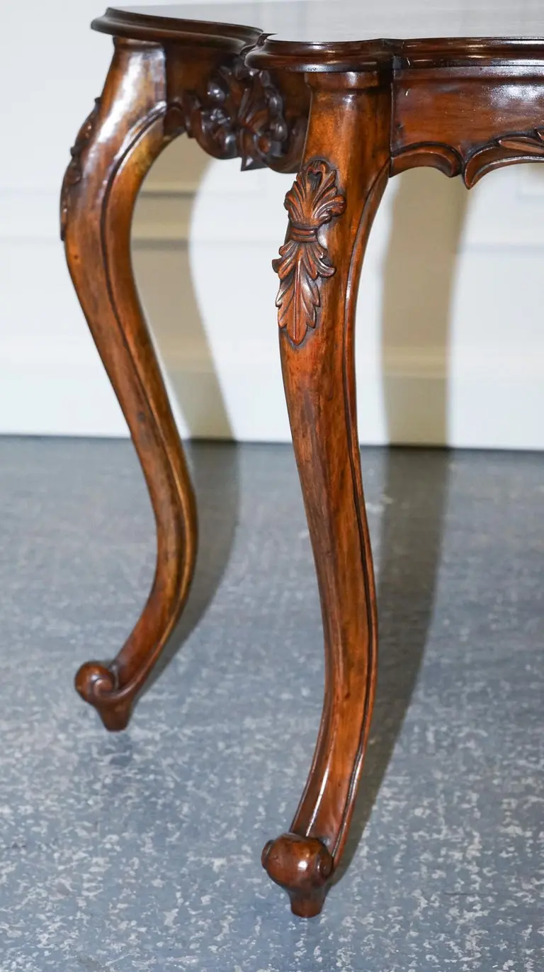 Mueble antiguo estilo Rococó