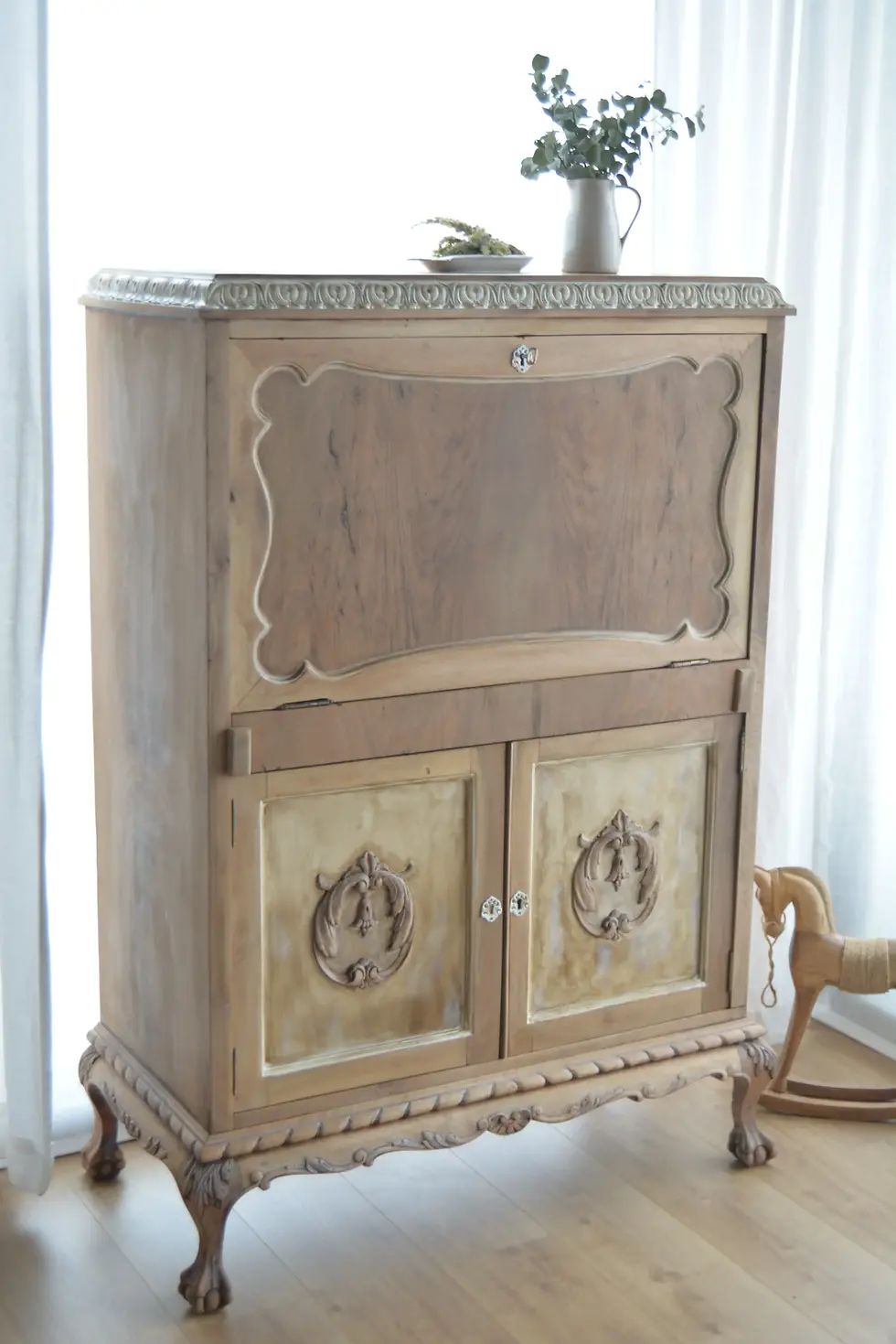 Mueble bar antiguo renovado | La Renueva