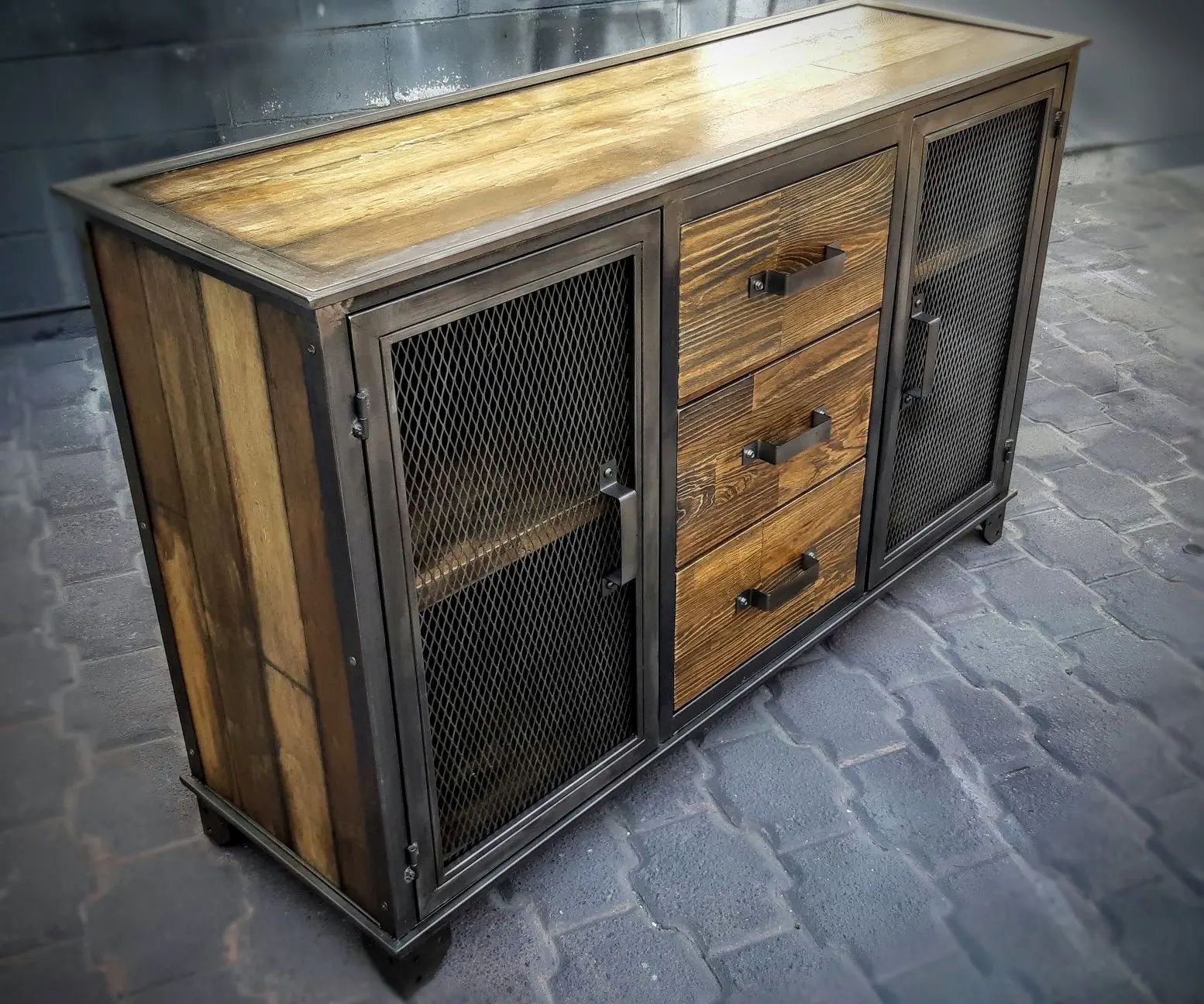 El estilo industrial en el diseño de muebles