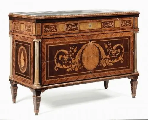 Mueble estilo neoclásico