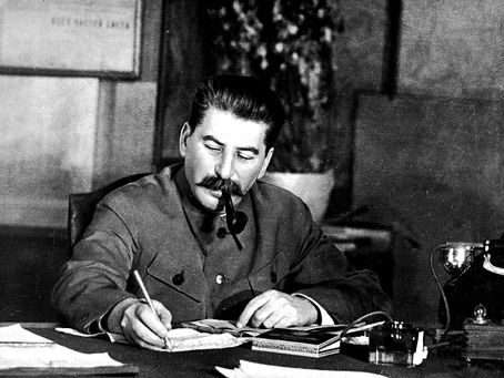 А ЧТО ЕСЛИ СТАЛИН, ОБВИНЯЯ ВРАЧЕЙ-ВРЕДИТЕЛЕЙ, ГОВОРИЛ ПРАВДУ?