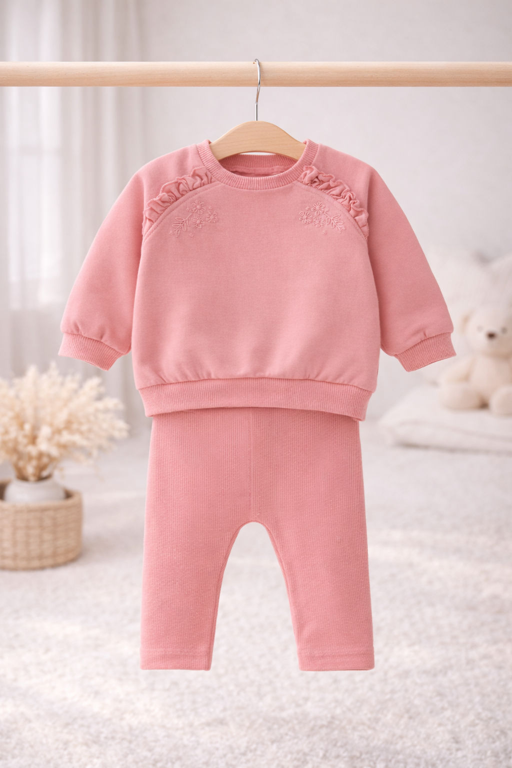 Floral Embroidered 2-Piece Set (3-6M)