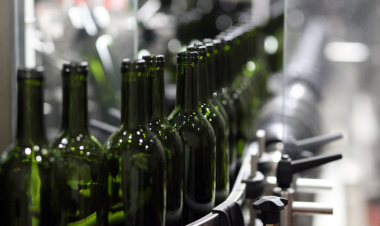Jordan-Winery-Bottling-Wine-Line-START-WEB-SIZE-IMG_6195.jpg