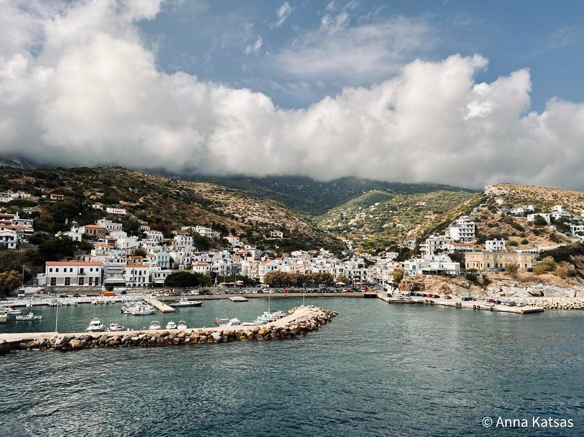 Agios Kirykos Port Ikaria Greece Mountains Village