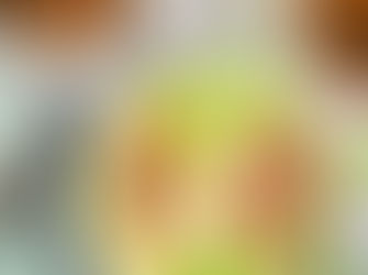 Rosenkohl Suppe mit Croutons, Speck, Walnüssen und Apfelstückchen