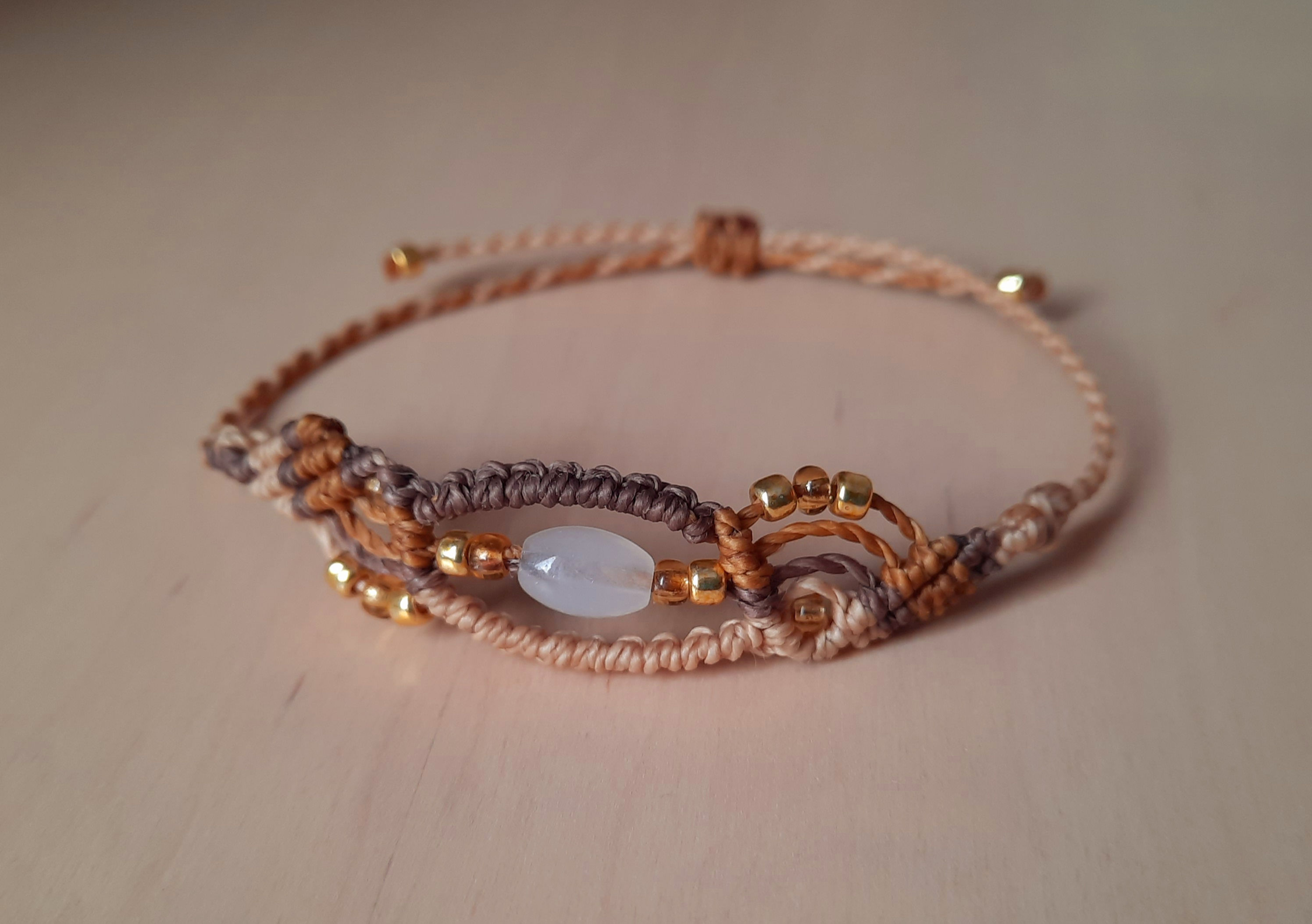 Bracelet micro-macramé Grain de riz