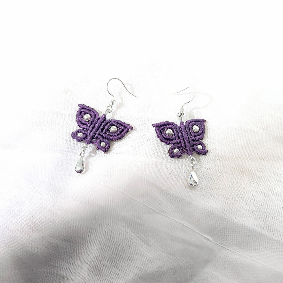 Μικρογραφία: “Butterfly Whispers” – Macramé Butterfly Earrings Μωβ Με Ασημί Χάντρες