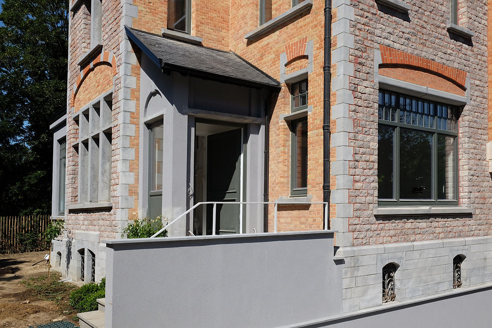 240 Maison unifamiliale