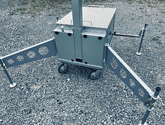 国内初 自立型最長6メーター装置 軽トラに4台積み込み可能