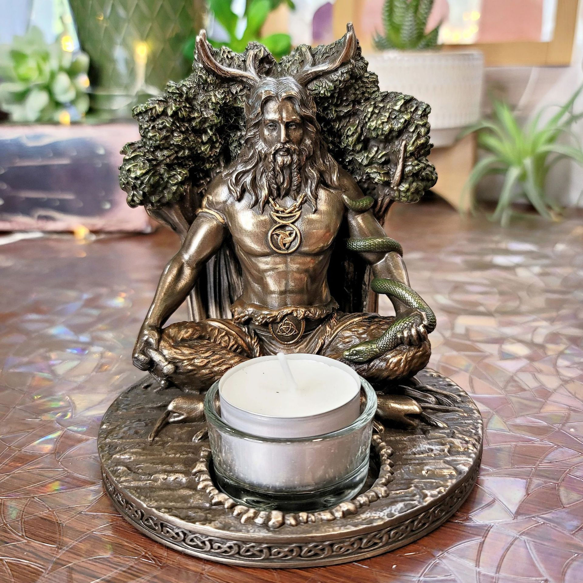 Miniature Men Statue Candlestick for Home and Garden Decor