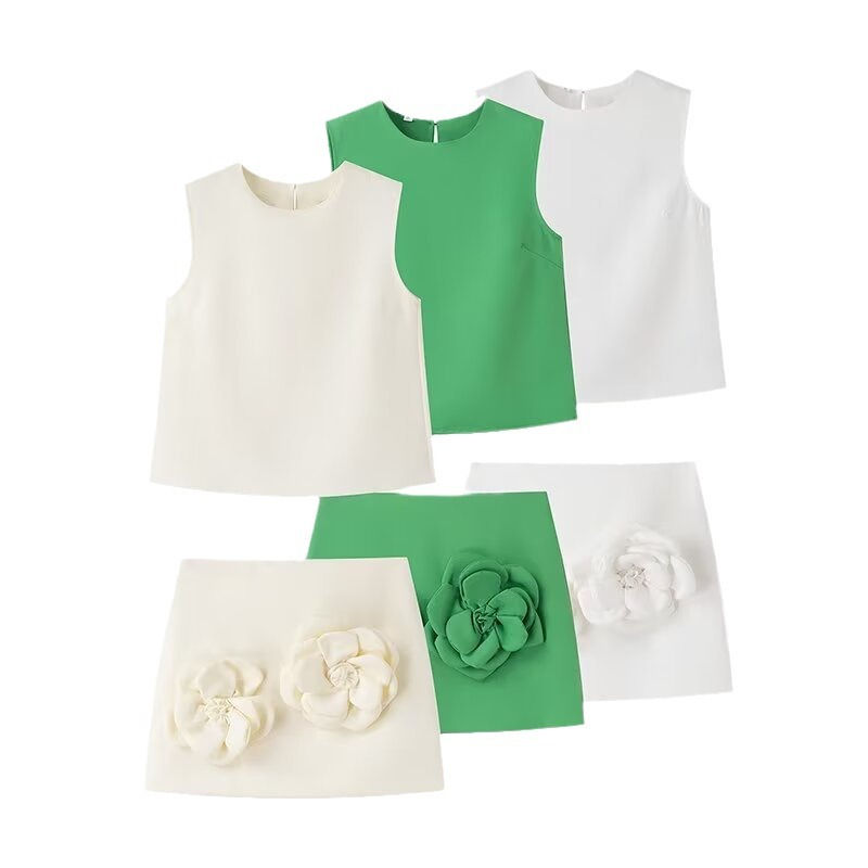 Thumbnail: Women's Summer Fashion Set: Sleeveless Top & Floral Skirt