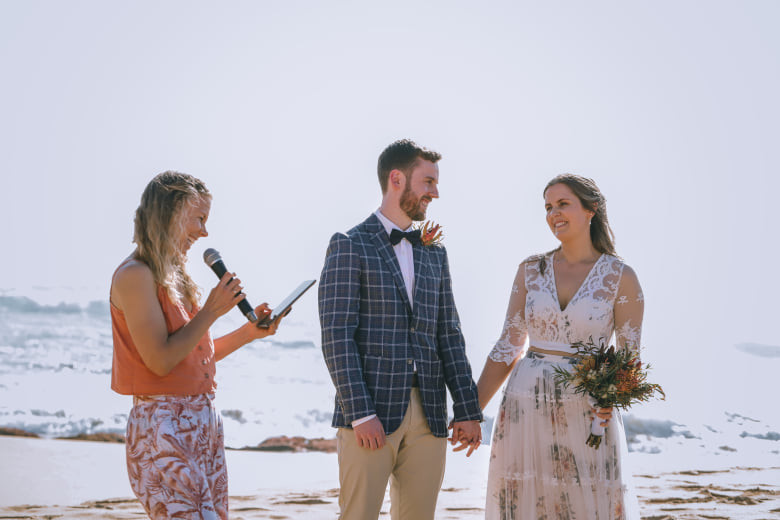 Great Ocean Road Marriage Celebrant Great Ocean Road Weddings Warrnambool Marriage Celebrant Warrnambool Weddings Marriage Celebrant Kim Lynn Wedding Tips