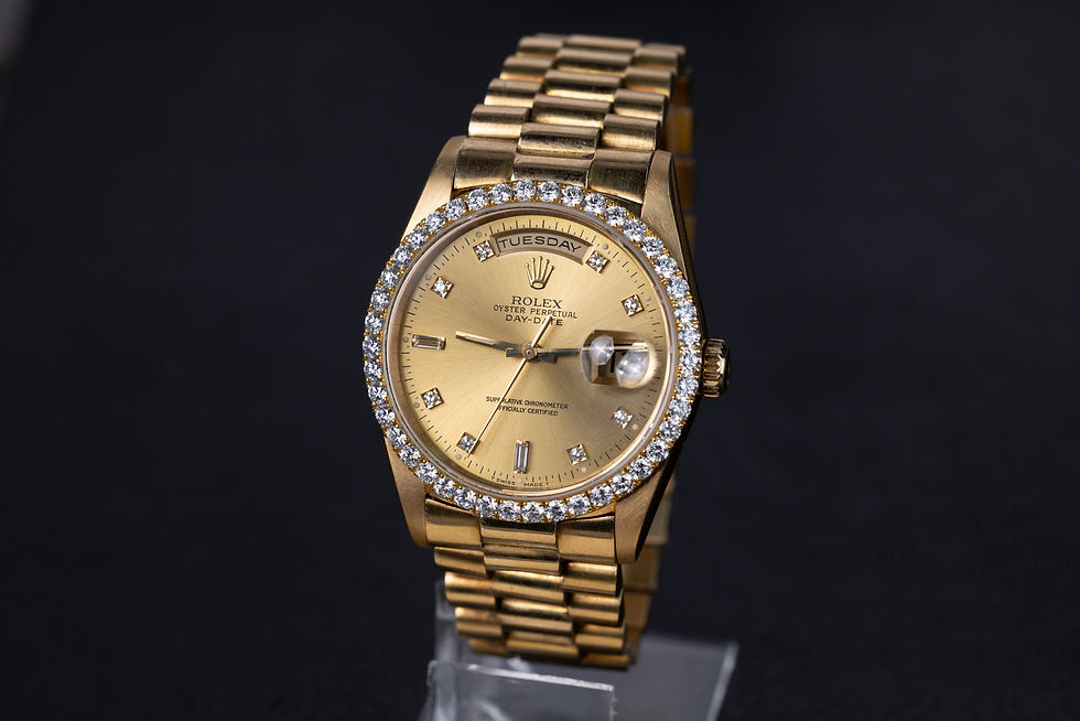 1995 Rolex Day Date 18238 - with champagne diamond dial