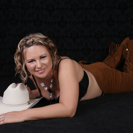 I have done three photo sessions with her over the last two years.
