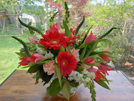 Flower Arrangement for Mothers Day