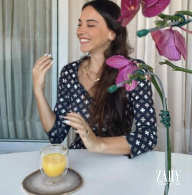 Miniatura: Base Ágata Clara com Borda Dourada M