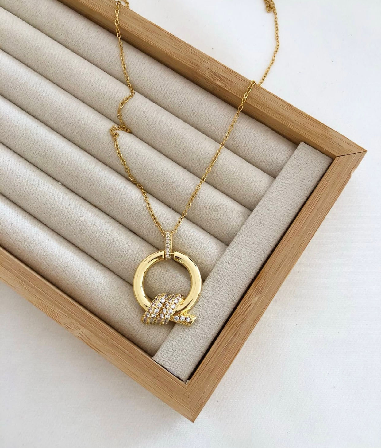 Çelik Cartier Gold Kolye  