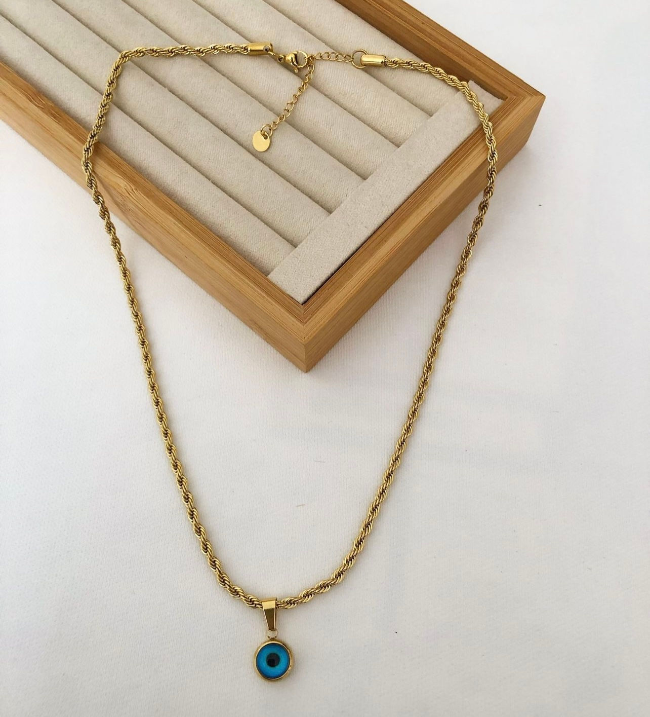 Çelik Burgu Zincir Kolye