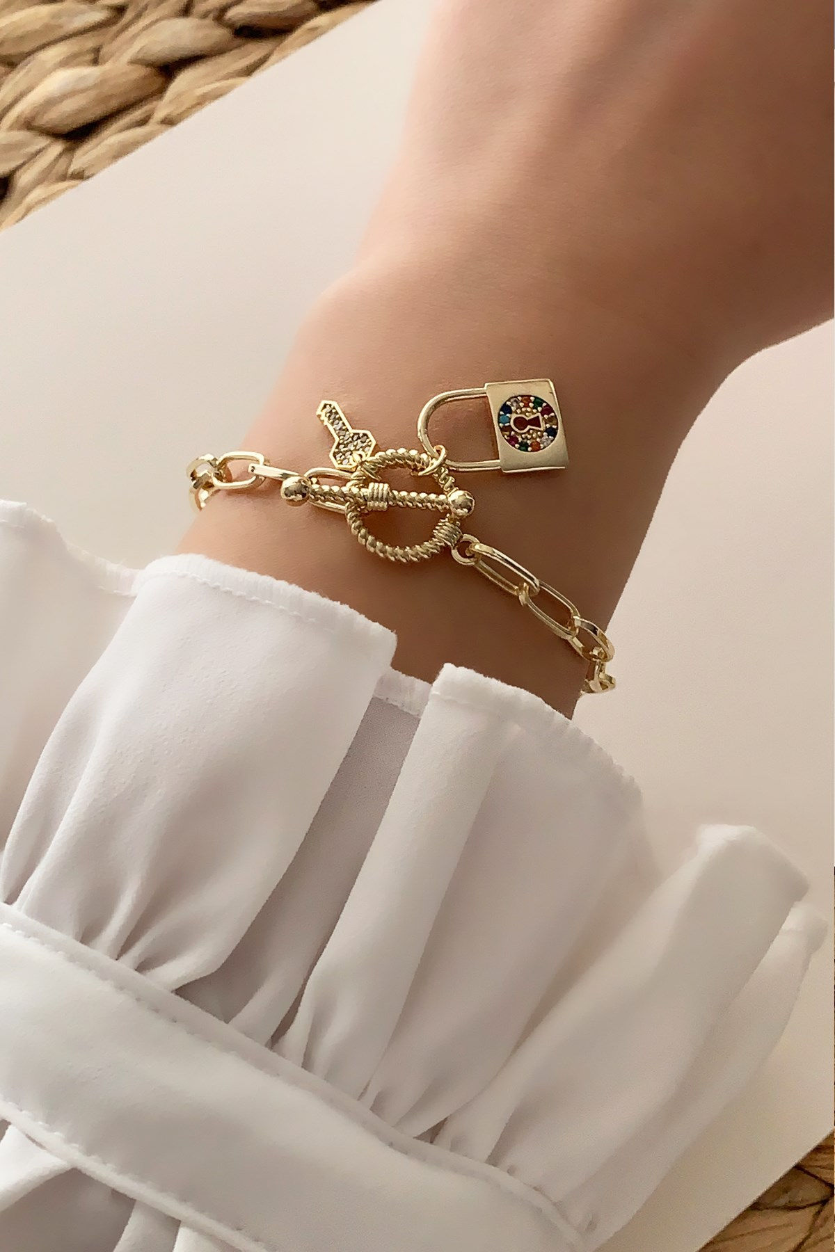 Vip Lock Renkli Zirkon Taşlı Bileklik