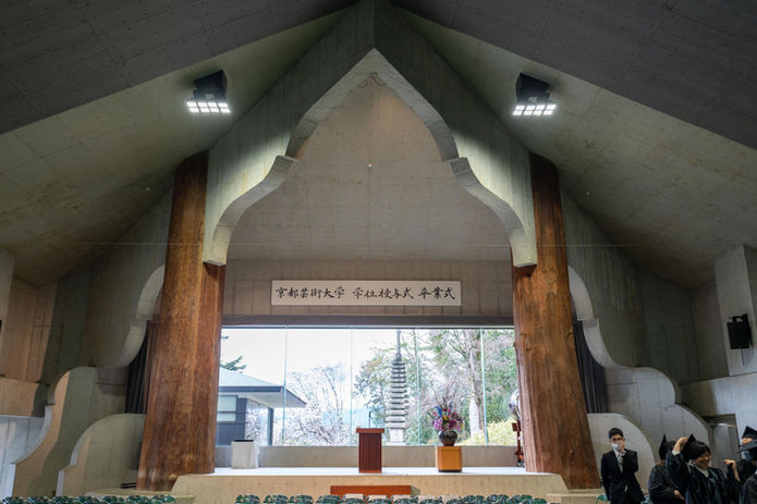 京都芸術大学での卒業式