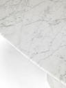 Detailed view of the table edge highlighting the clean profile and precise finishing along the perimeter