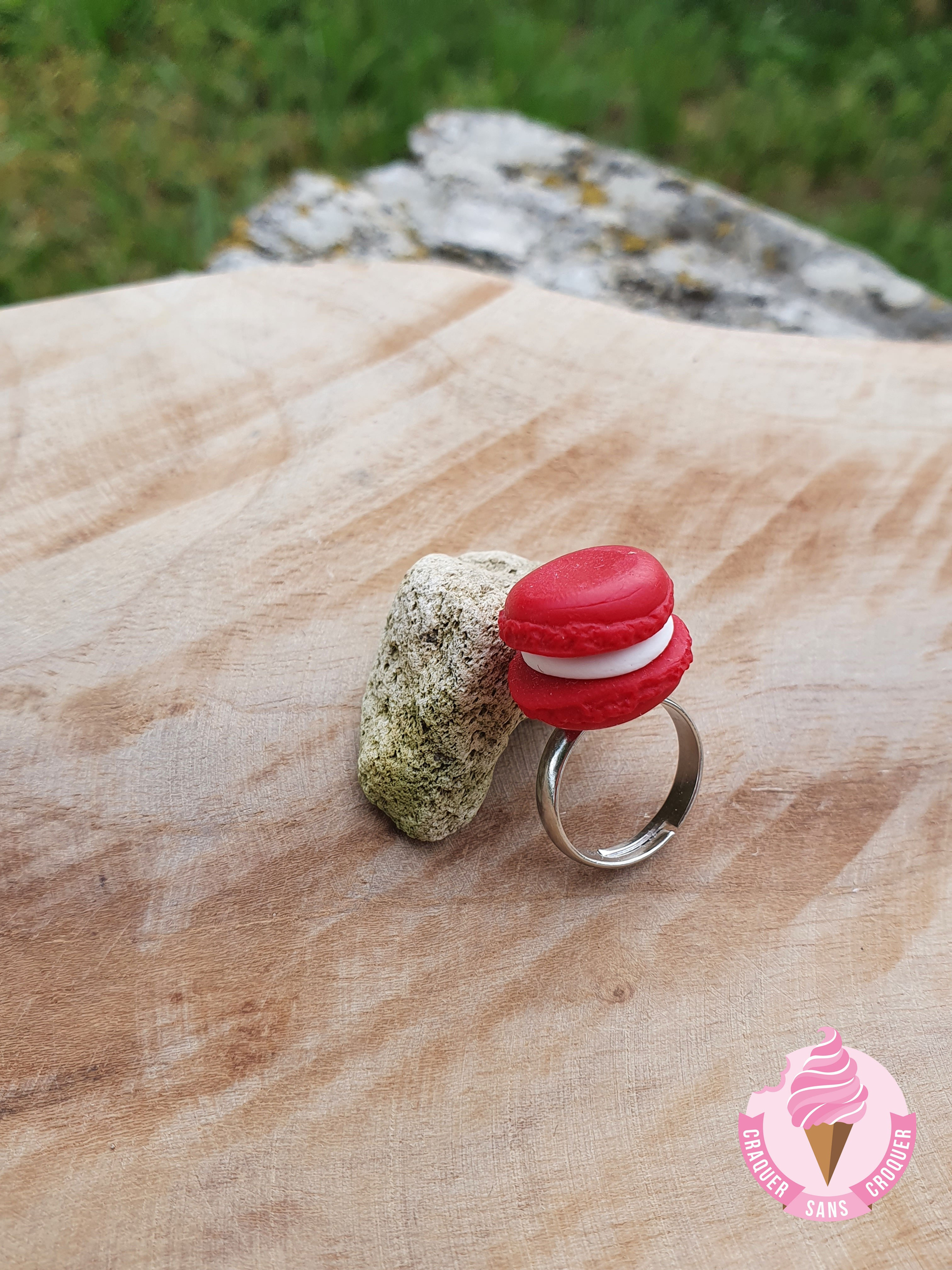 Roter Makronenring [Kind]