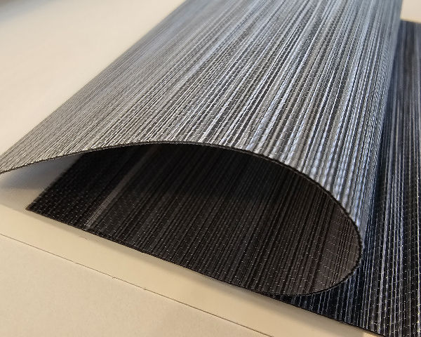 섬네일: ARIANA BLACKOUT