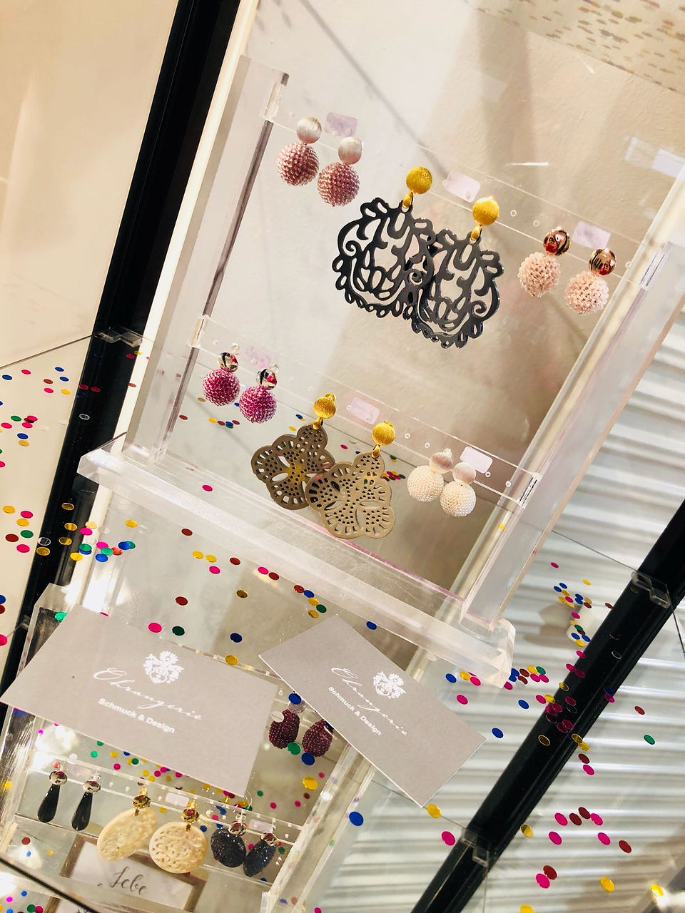 Ohrangerie in der Boutique Herzog