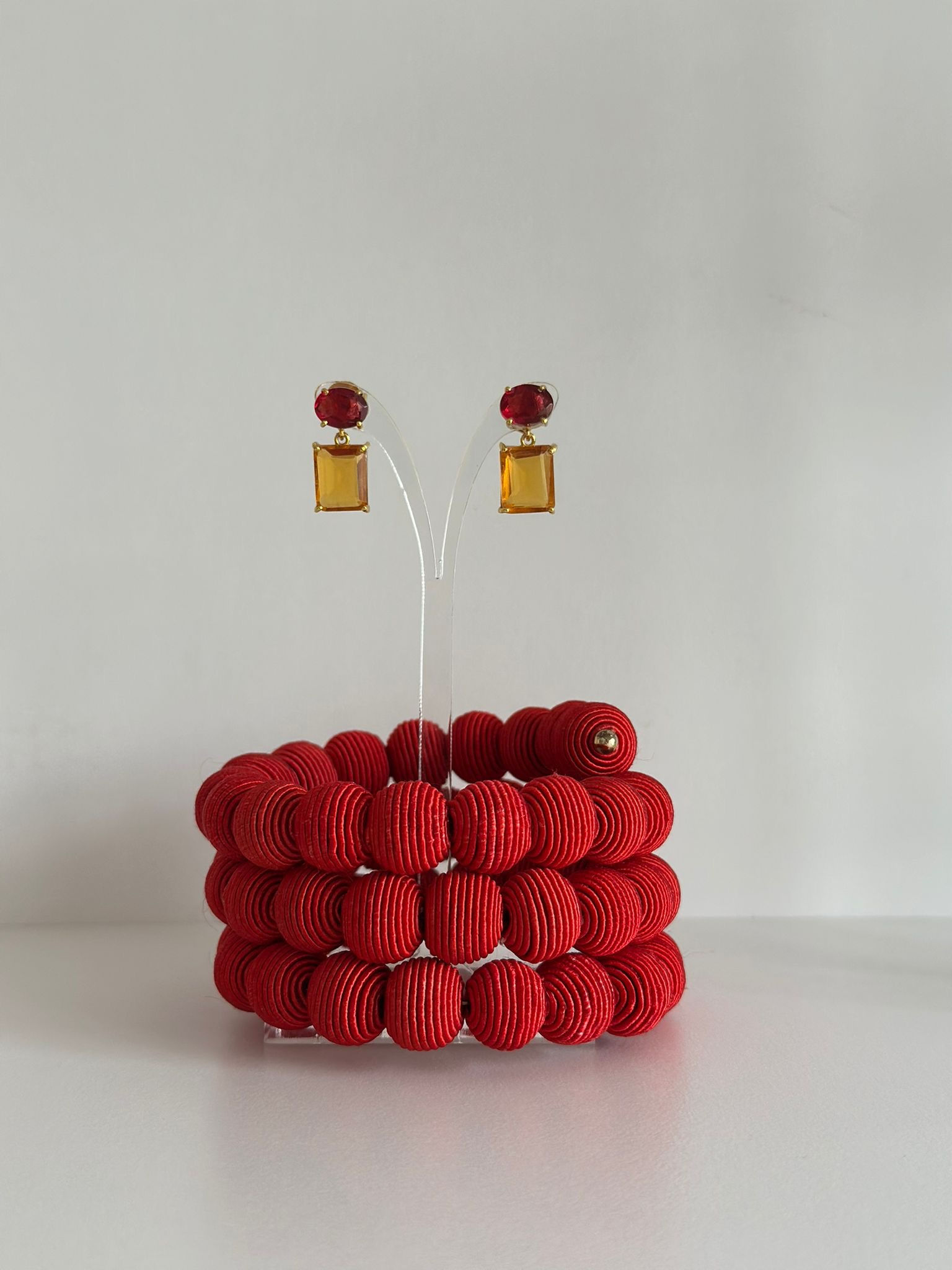 Citrin mit Red-Turmalin-Steckern, safrangelb/kaminrot