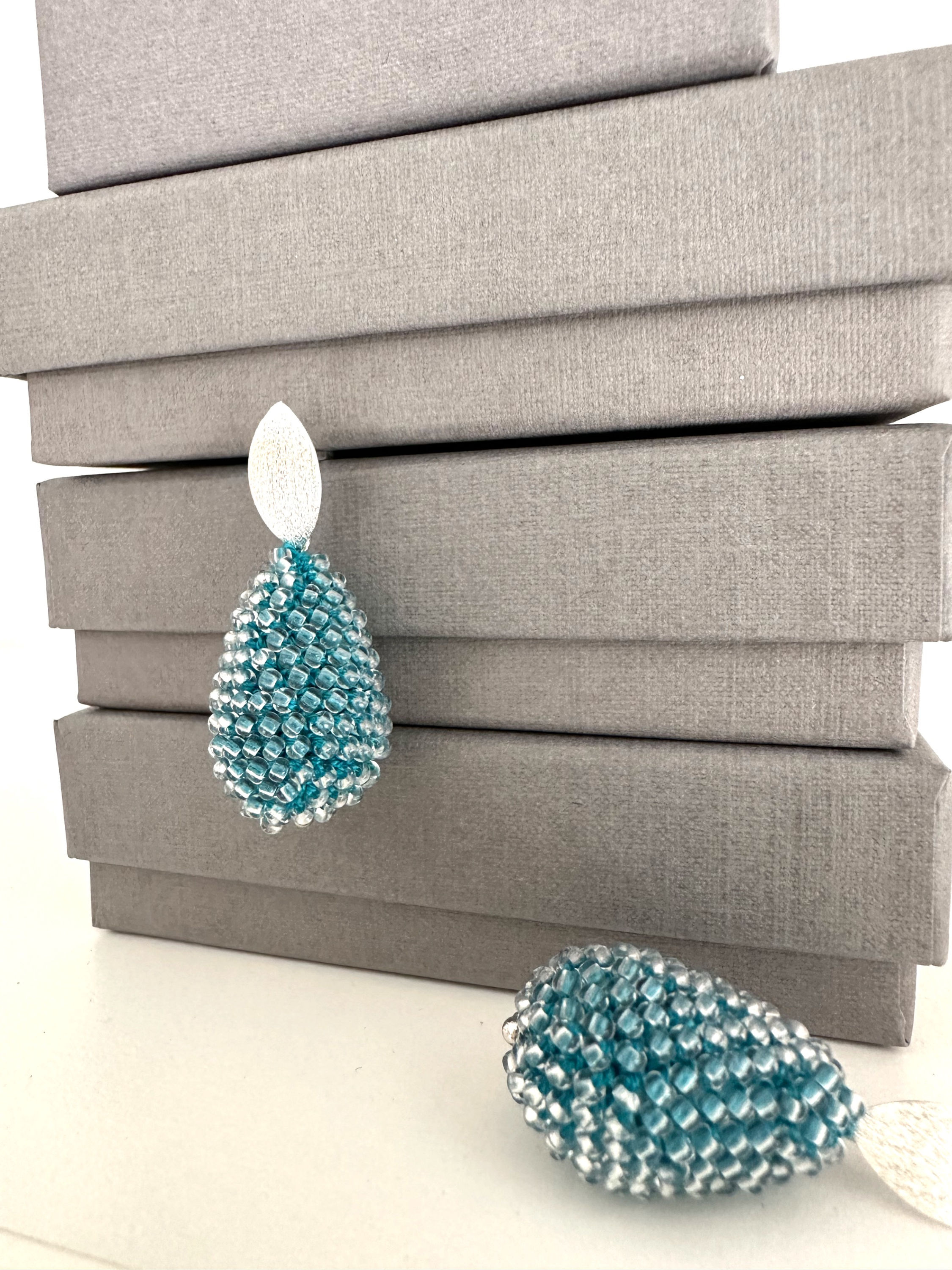 Beerentropfen, petrol